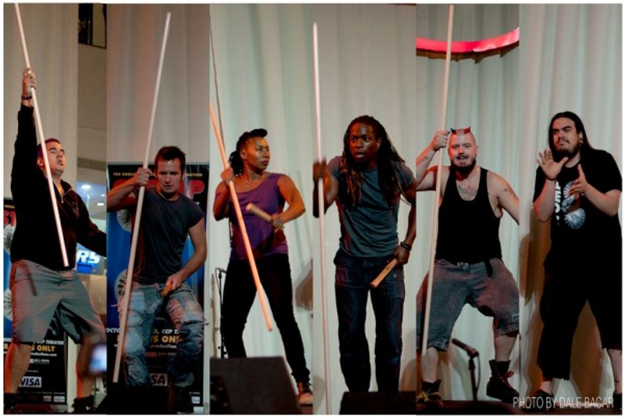 Photo Flash: STOMP Cast Meet Filipino Fans Image