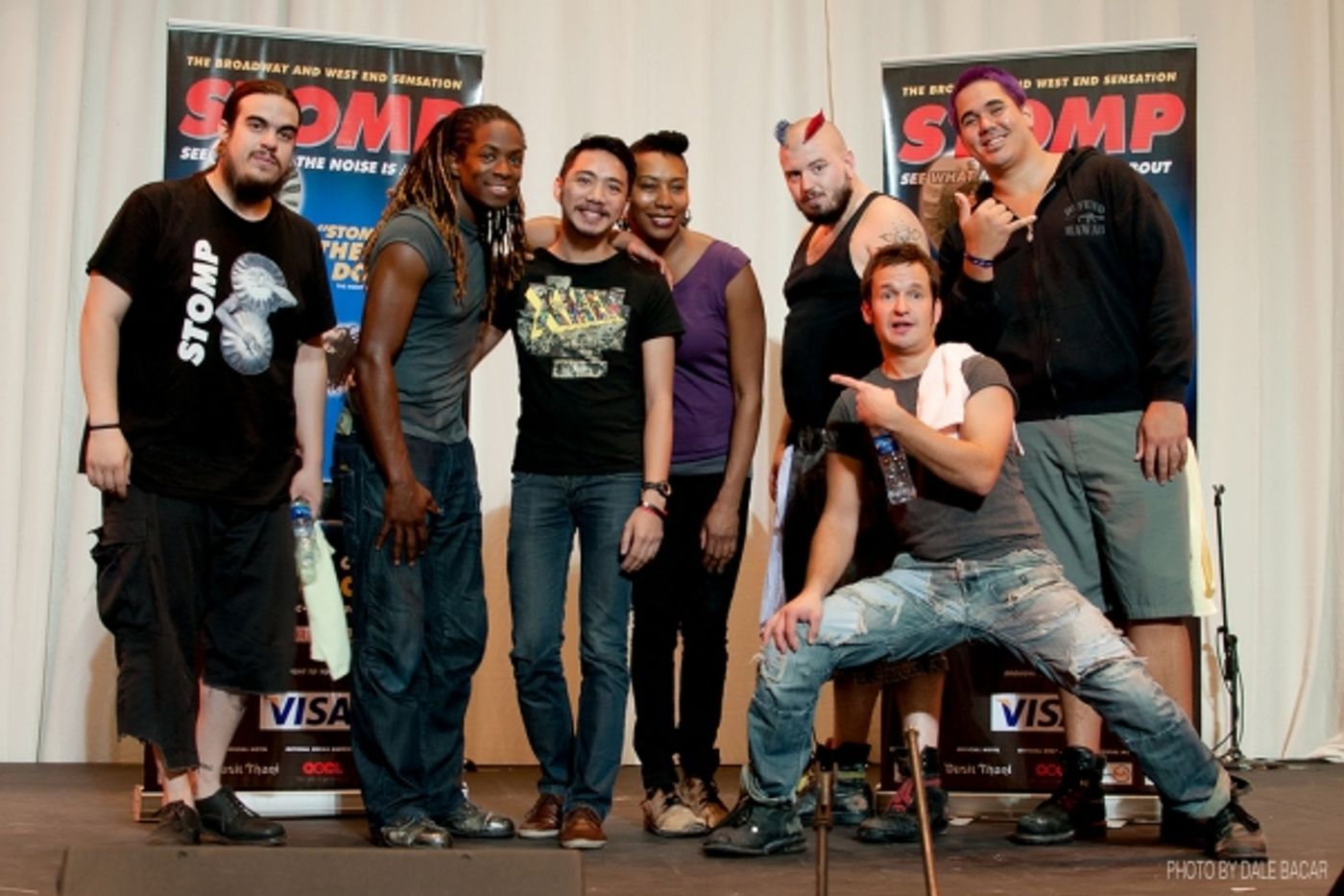 Photo Flash: STOMP Cast Meet Filipino Fans  Image