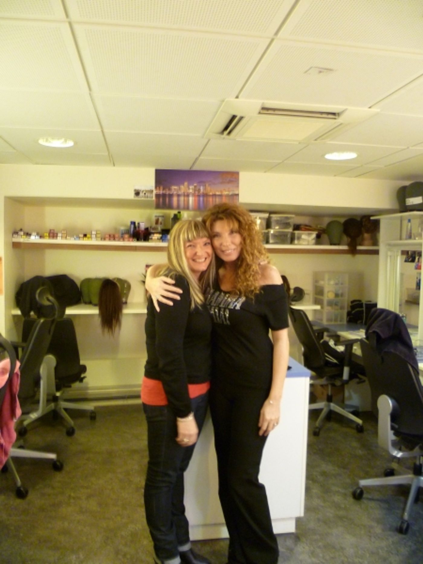 Photo Coverage: Backstage at MAMMA MIA! in Paris!  Image