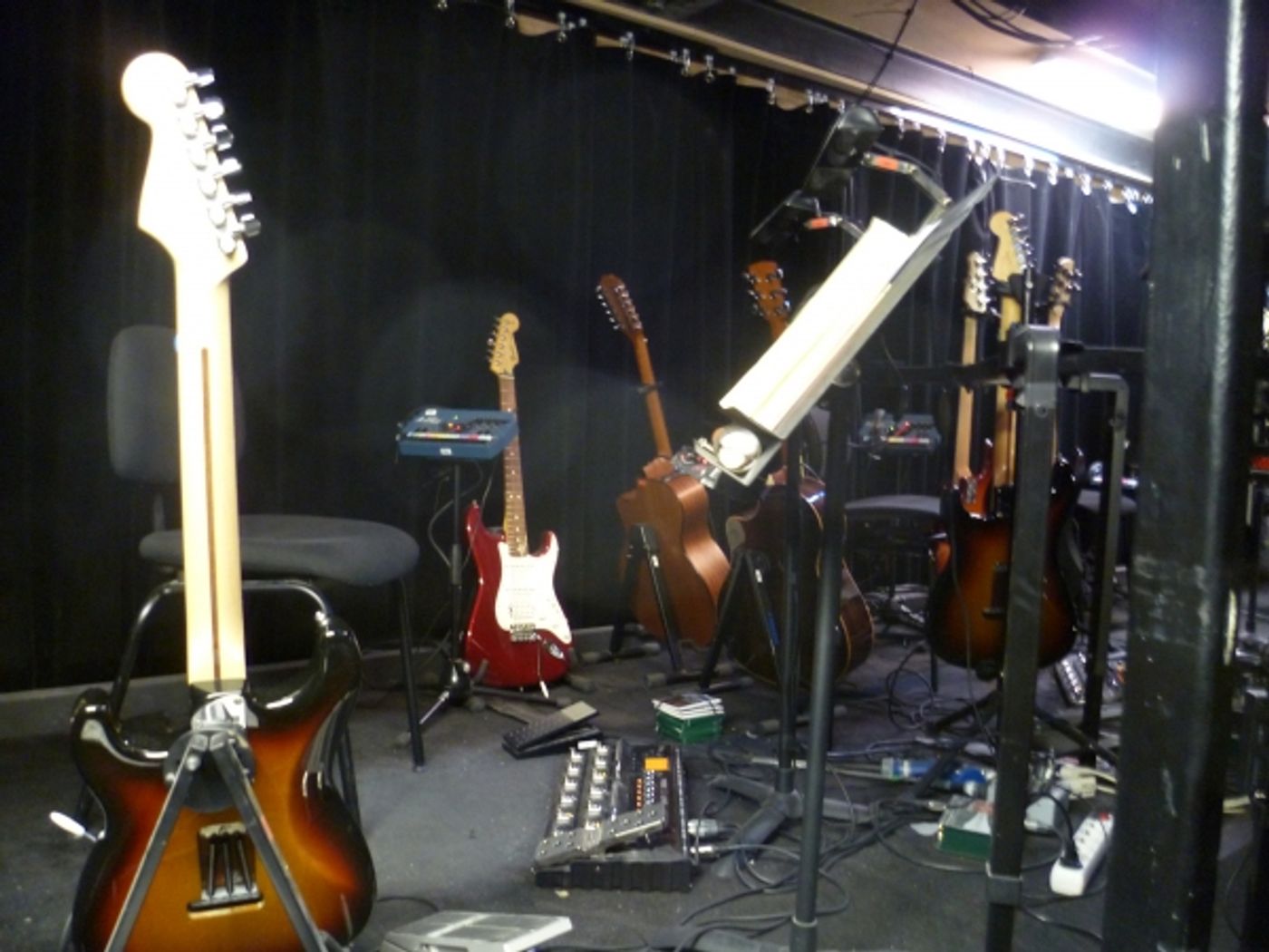 Photo Coverage: Backstage at MAMMA MIA! in Paris! Photo Coverage: Backstage at MAMMA MIA! in Paris! Image