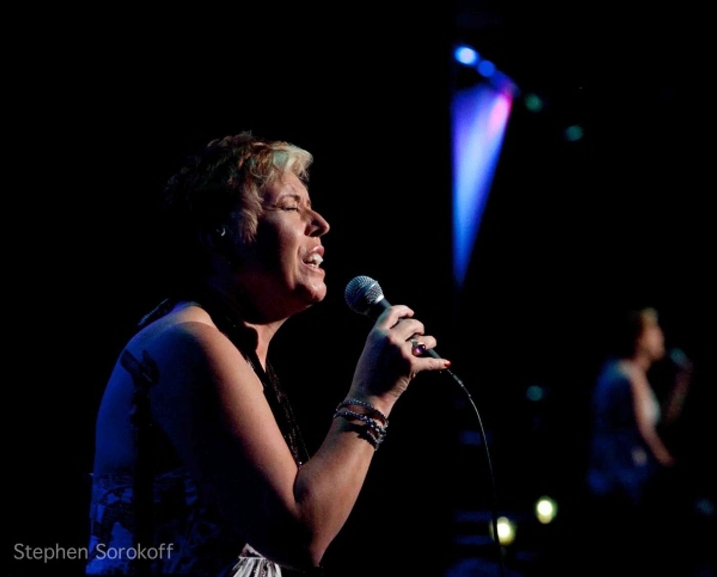 Photo Coverage: Barb Jungr Sings Bob Dylan at the Metropolitan Room  Image