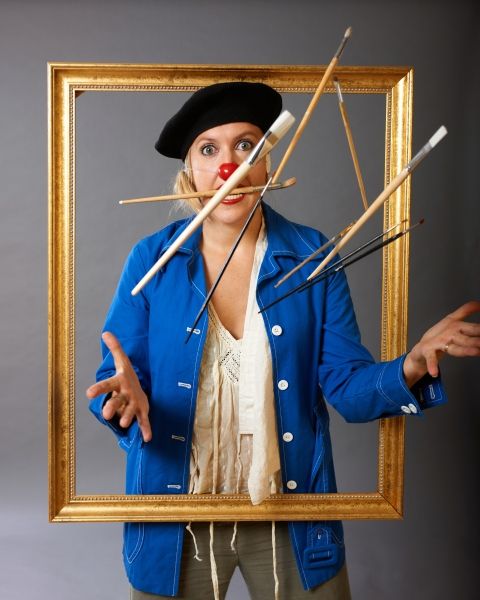 Photo Flash: Clowns Full-Tilt Plays La MaMa Photo Flash: Clowns Full-Tilt Plays La MaMa Image