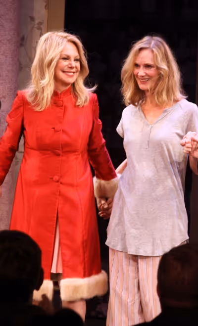 Marlo Thomas, Lisa Emery Photo