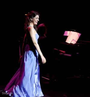 Jennifer Sheehan Photo