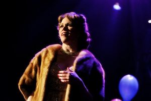 Lauren Kennedy as Eva Peron Photo