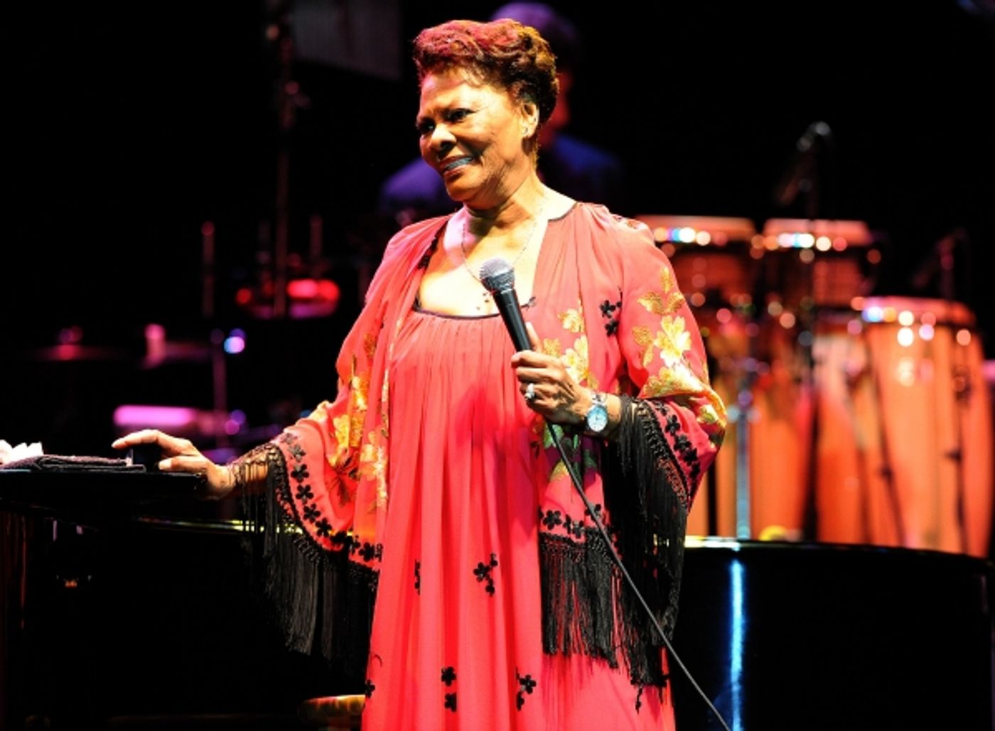 Photo Flash: Dionne Warwick Performs Live in Raleigh  Image