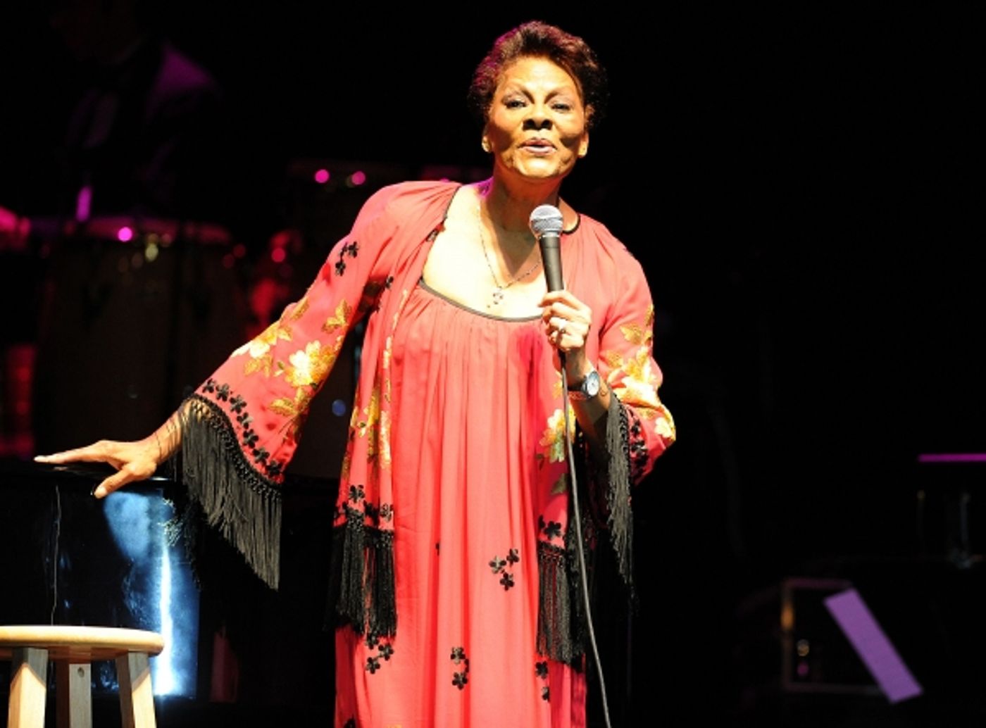 Photo Flash: Dionne Warwick Performs Live in Raleigh  Image