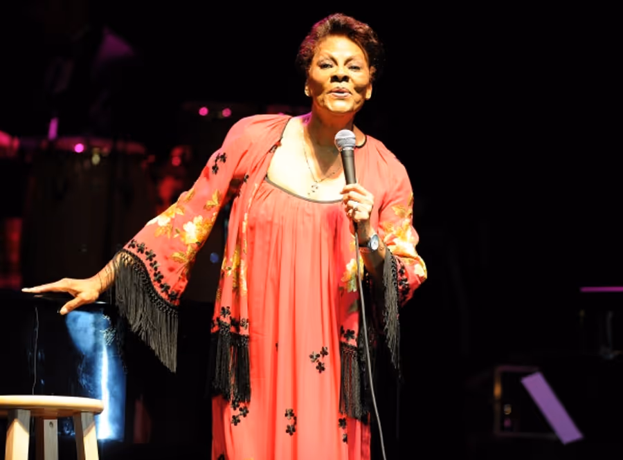 Photo Flash: Dionne Warwick Performs Live in Raleigh Image