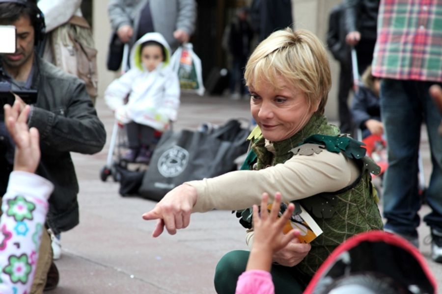 Photo Coverage: PETER PAN's Cathy Rigby Flies with MSG's Garden of Dreams Kids Image