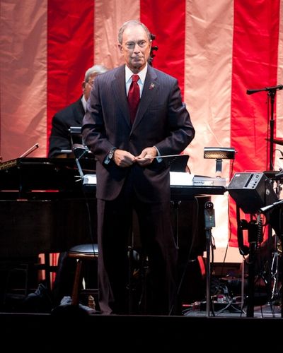 Mayor Michael Bloomberg and The Encores! Orchestra Photo