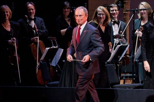 Mayor Michael Bloomberg and The Encores! Orchestra
 Photo