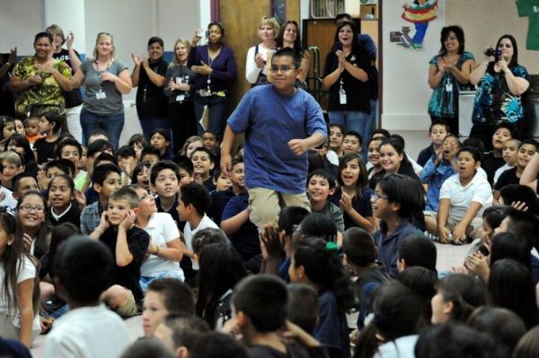 Daniel Hernandez Photo