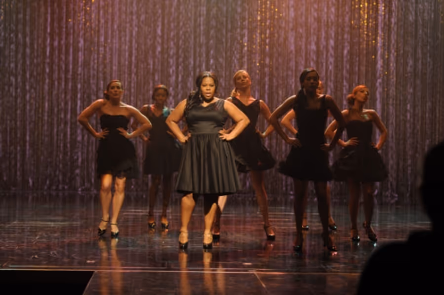 Photo Flash: GLEE Celebrates 300 Musical Performances! Image