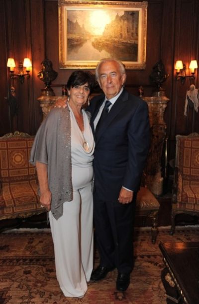 Hosts Fay and Frank Mancuso in their home during the Geffen Playhouse ChairmanÃ¢â® Photo