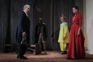 Sam Waterston, John Douglas Thompson, Bill Irwin, and Enid Graham in King Lear, directed by James Macdonald, running at The Public Theater through November 20. Photo Credit: Joan Marcus. @ BroadwayWorld Sam Waterston, John Douglas Thompson, Bill Irwin, and Enid Graham in King Lear, direc Photo