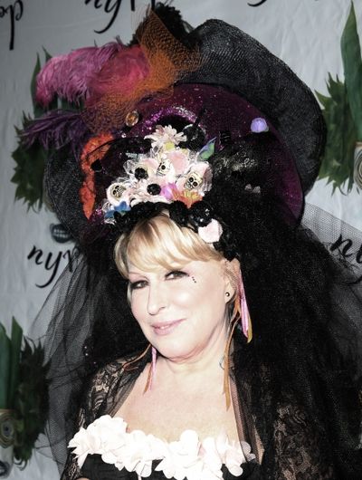 Bette Midler  Photo