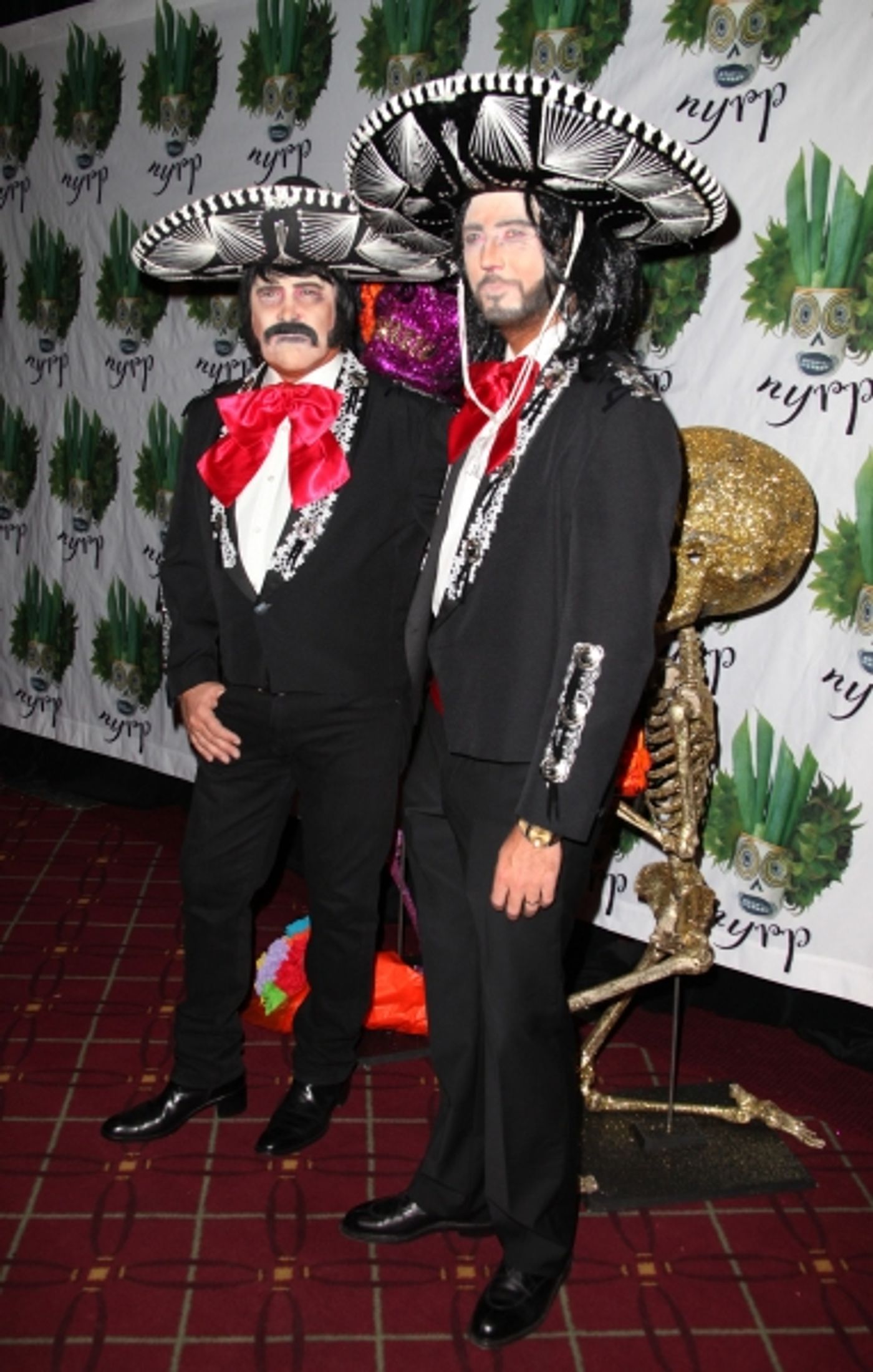 Photo Coverage: Bette Midler's 'Hulaween' Gala Benefit  Image