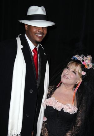 Carmelo Anthony & Bette Midler Photo