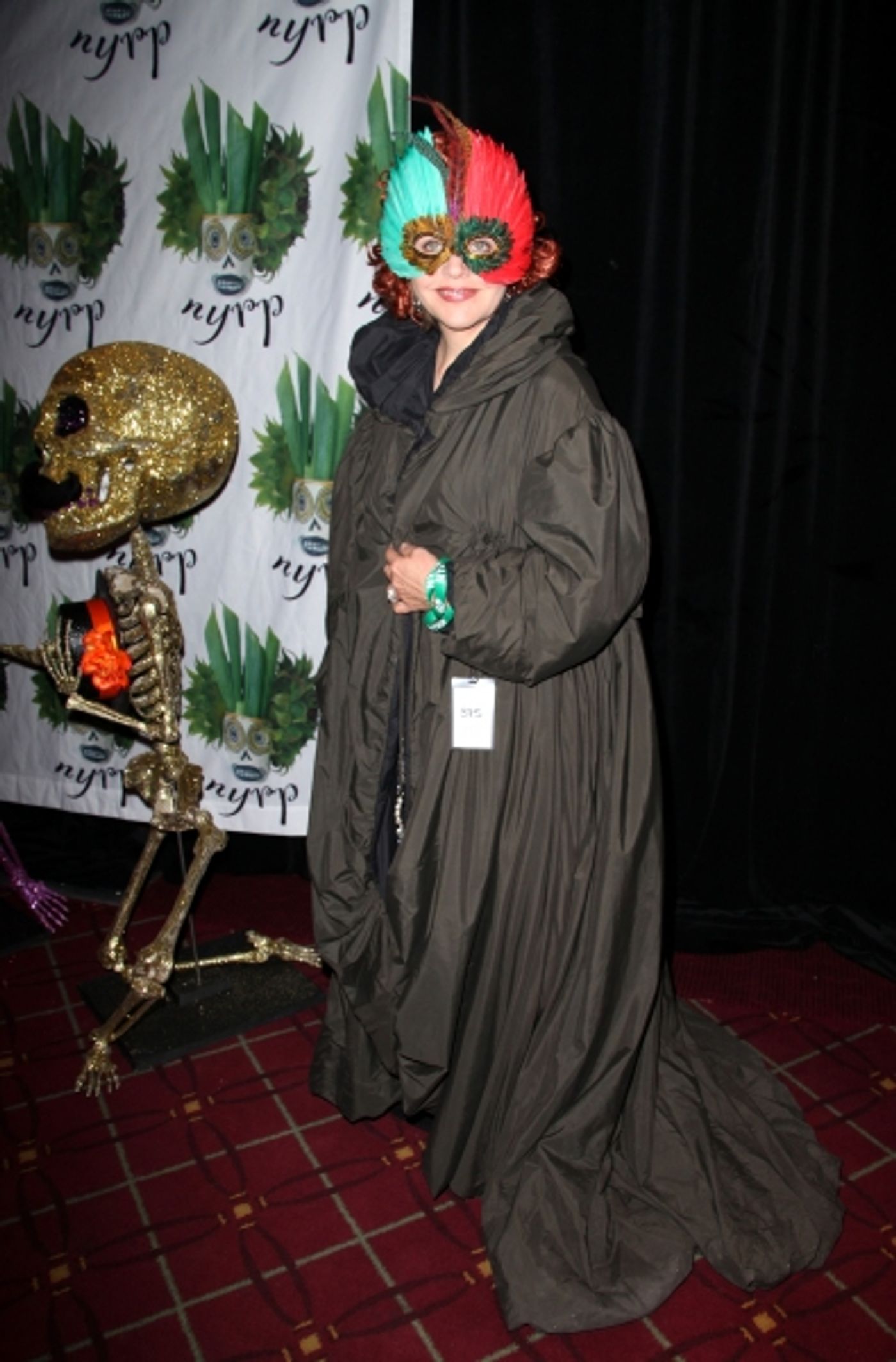 Photo Coverage: Bette Midler's 'Hulaween' Gala Benefit  Image