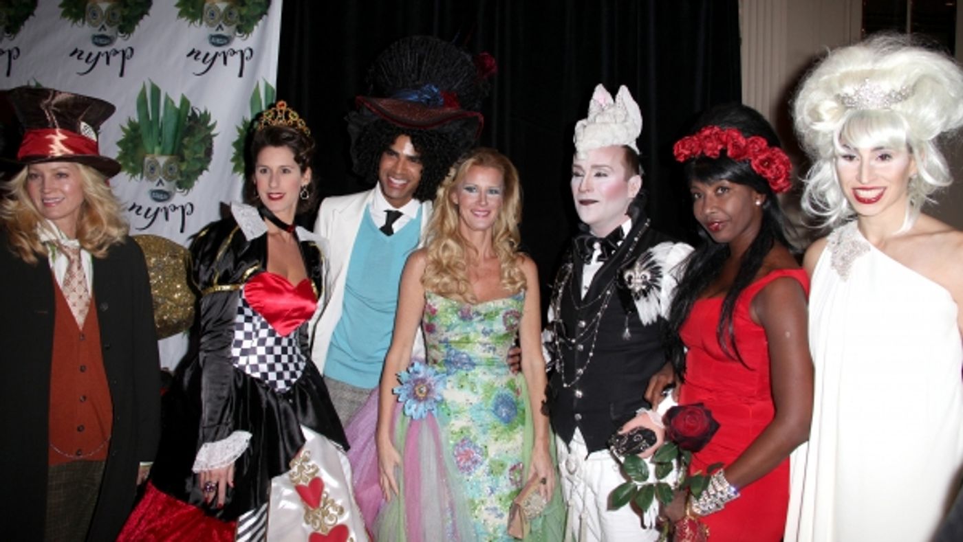 Photo Coverage: Bette Midler's 'Hulaween' Gala Benefit  Image