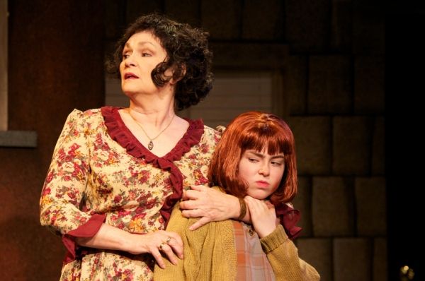 Photo Flash: Annie at Playhouse on the Square  Image