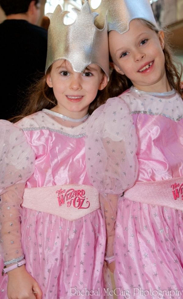 Charlotte & Alexandra are a pair of Glindas Photo