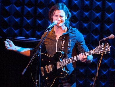 Benjamin Walker Photo