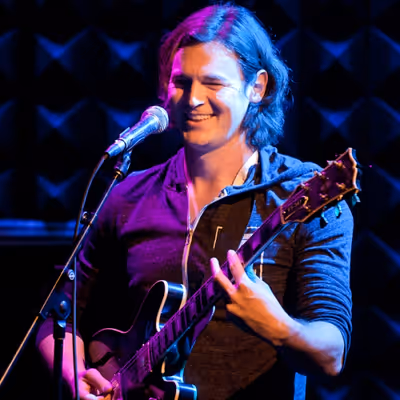 Benjamin Walker Photo