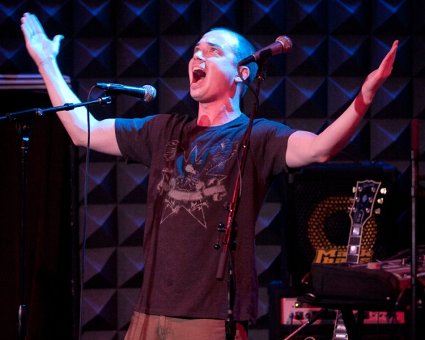 Photo Coverage: Benjamin Walker Brings FIND THE FUNNY to Joe's Pub  Image