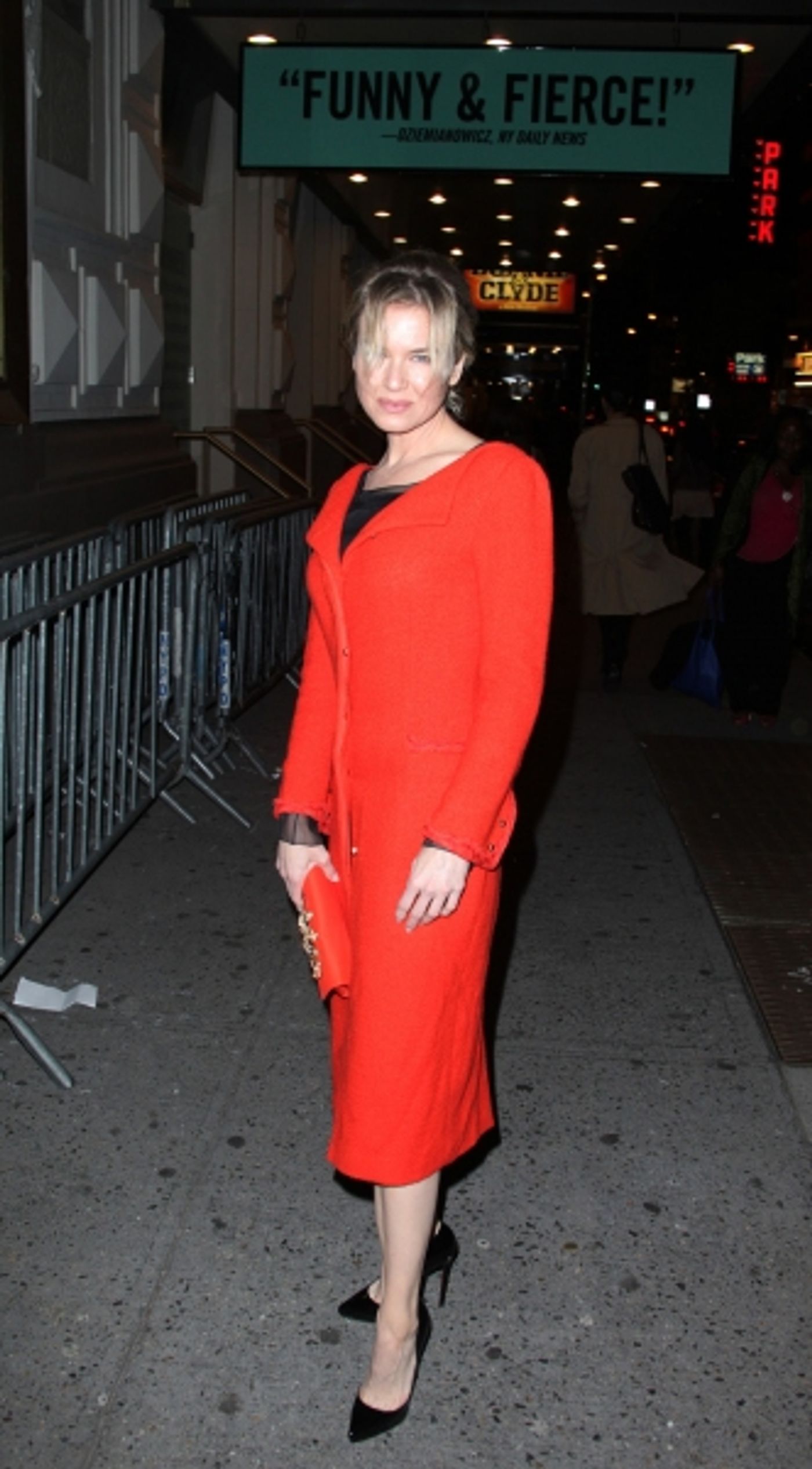 Photo Coverage: OTHER DESERT CITIES Starry Opening Night Theatre Arrivals  Image