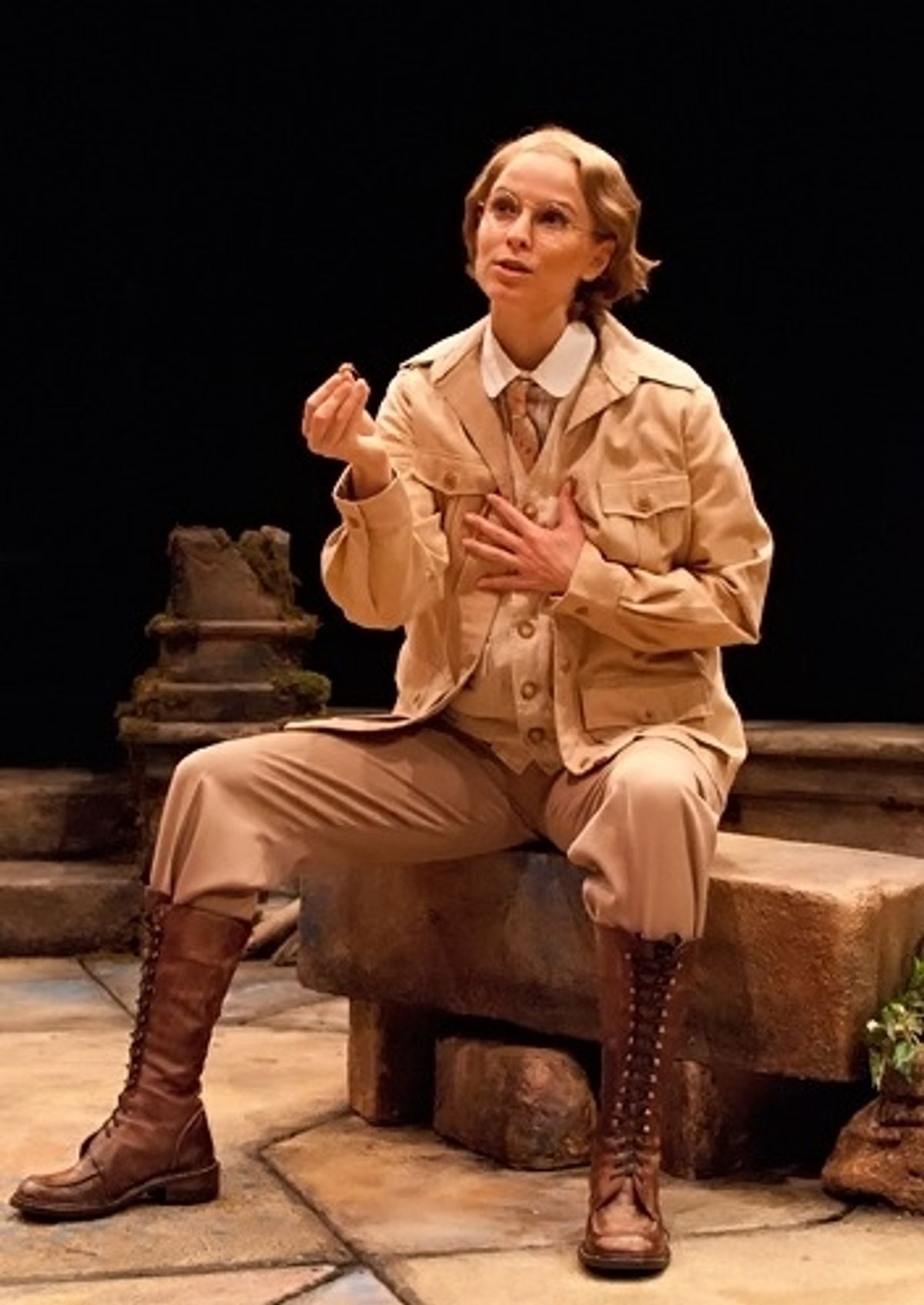 Allison Spratt Pearce as Viola at 