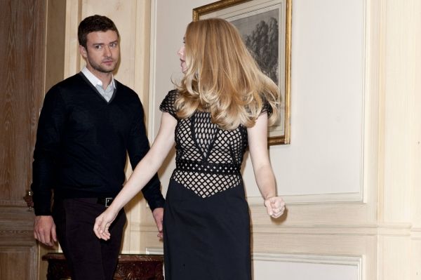 Justin Timberlake and Amanda Seyfried 
 Photo