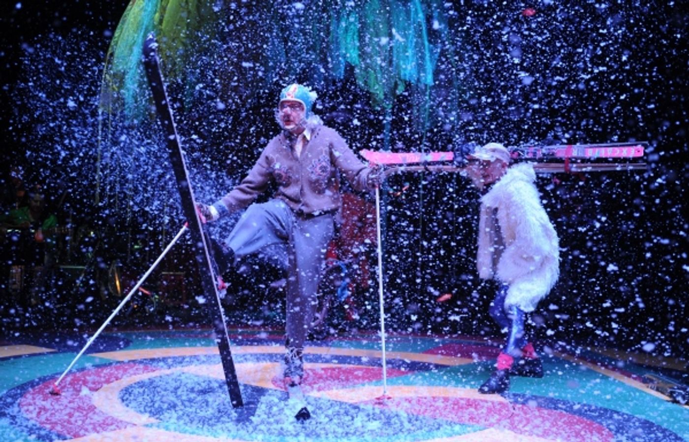 Photo Flash: CIRQUE NONO at the Fliegende Bauten Theatre Photo Flash: CIRQUE NONO at the Fliegende Bauten Theatre Image