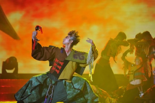 Photos: China Lotus Award Ethnic and Folk Dance Contest 2011 — photo 1 of 7
