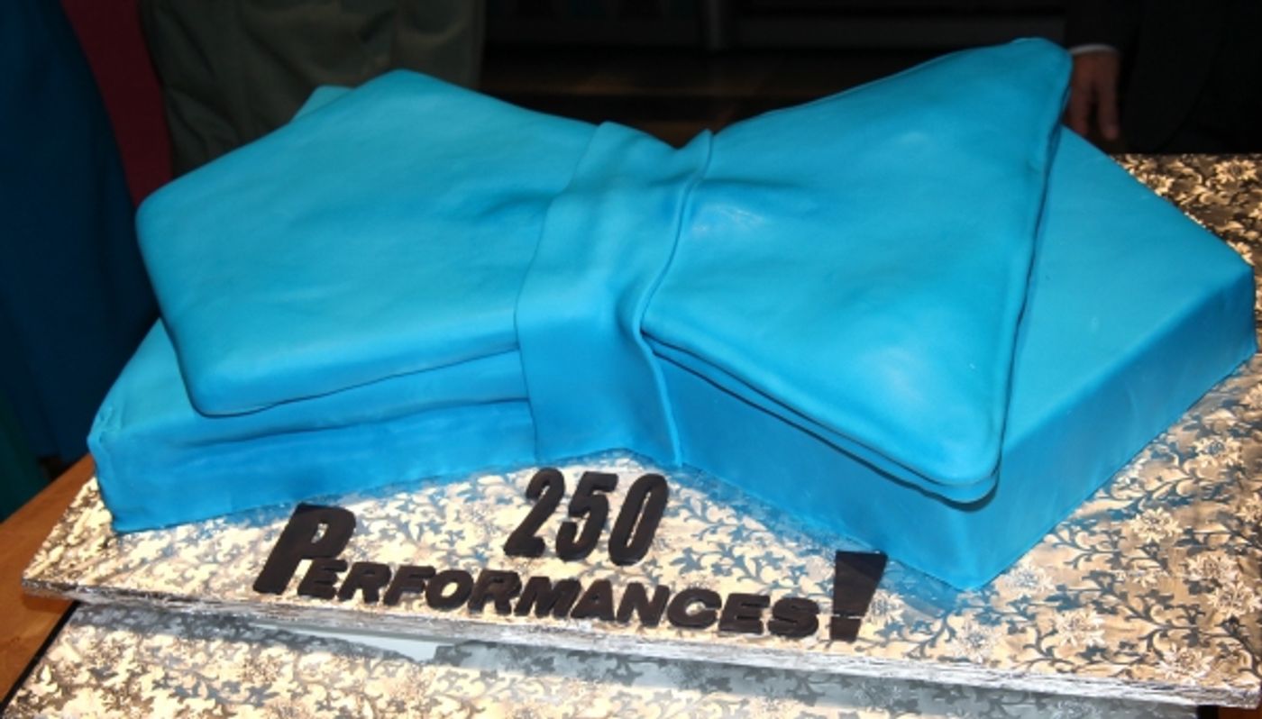 Photo Coverage: Happy 250th Show to HOW TO SUCCEED IN BUSINESS WITHOUT REALLY TRYING  Image