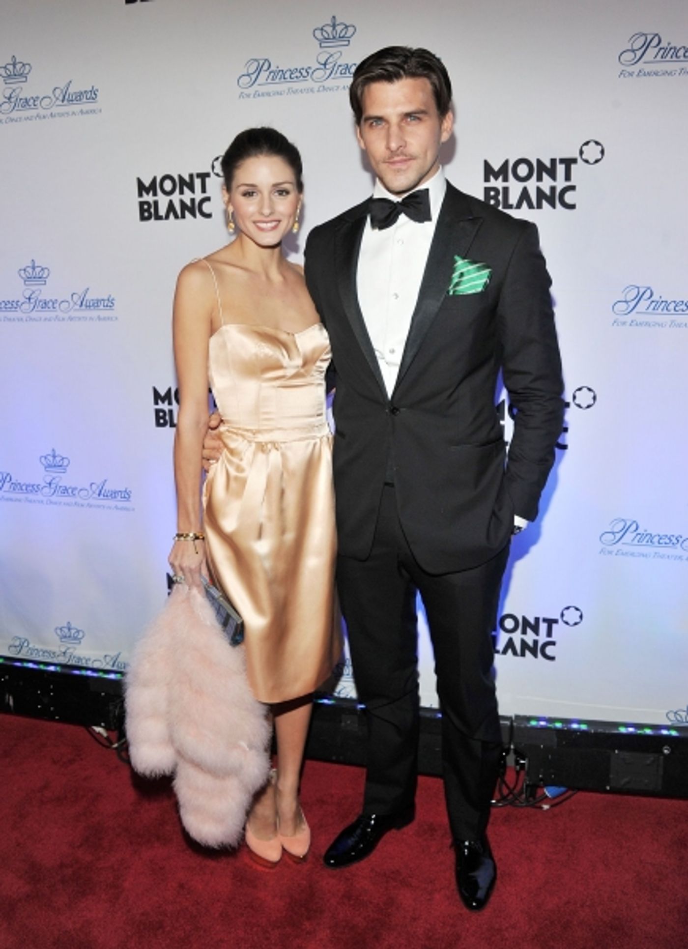 Photo Flash: Julie Andrews, Anne Hathaway, et al. at 2011 Princess Grace Gala  Image