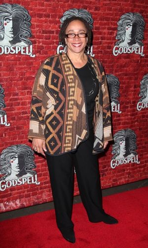 S. Epatha Merkerson. @ BroadwayWorld S. Epatha Merkerson. Photo