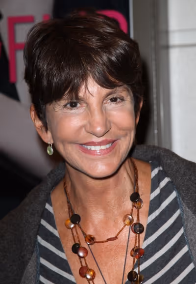 Mercedes Ruehl  Photo
