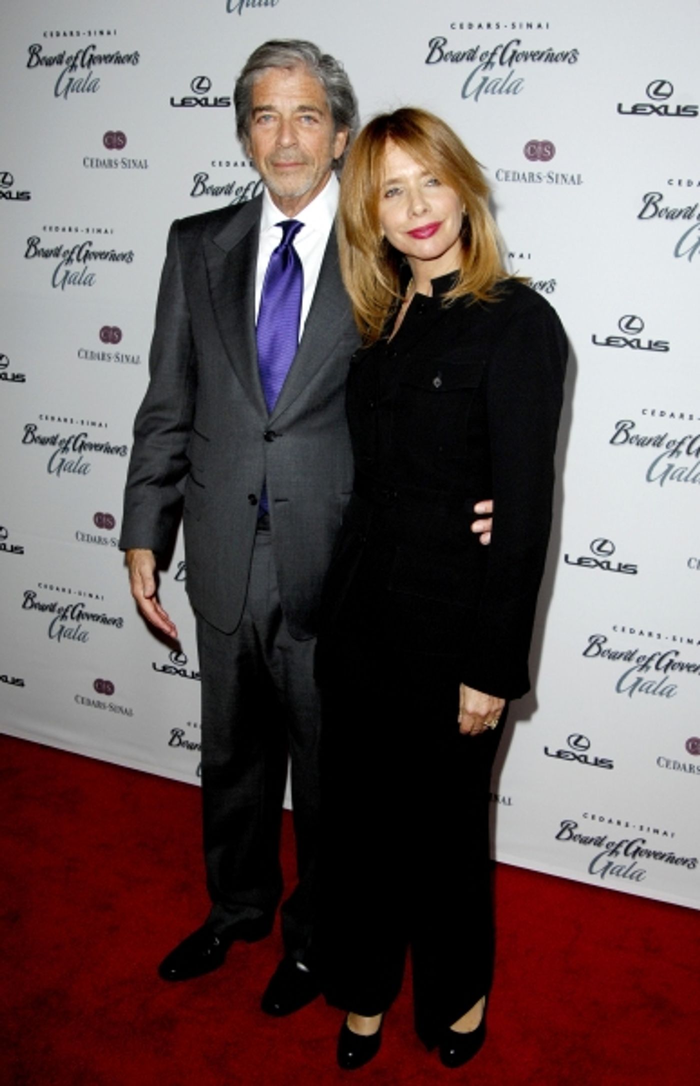 Photo Flash: Barbra Streisand, Robert Barth, et al. at 2011 Cedars-Sinai Gala Photo Flash: Barbra Streisand, Robert Barth, et al. at 2011 Cedars-Sinai Gala Image