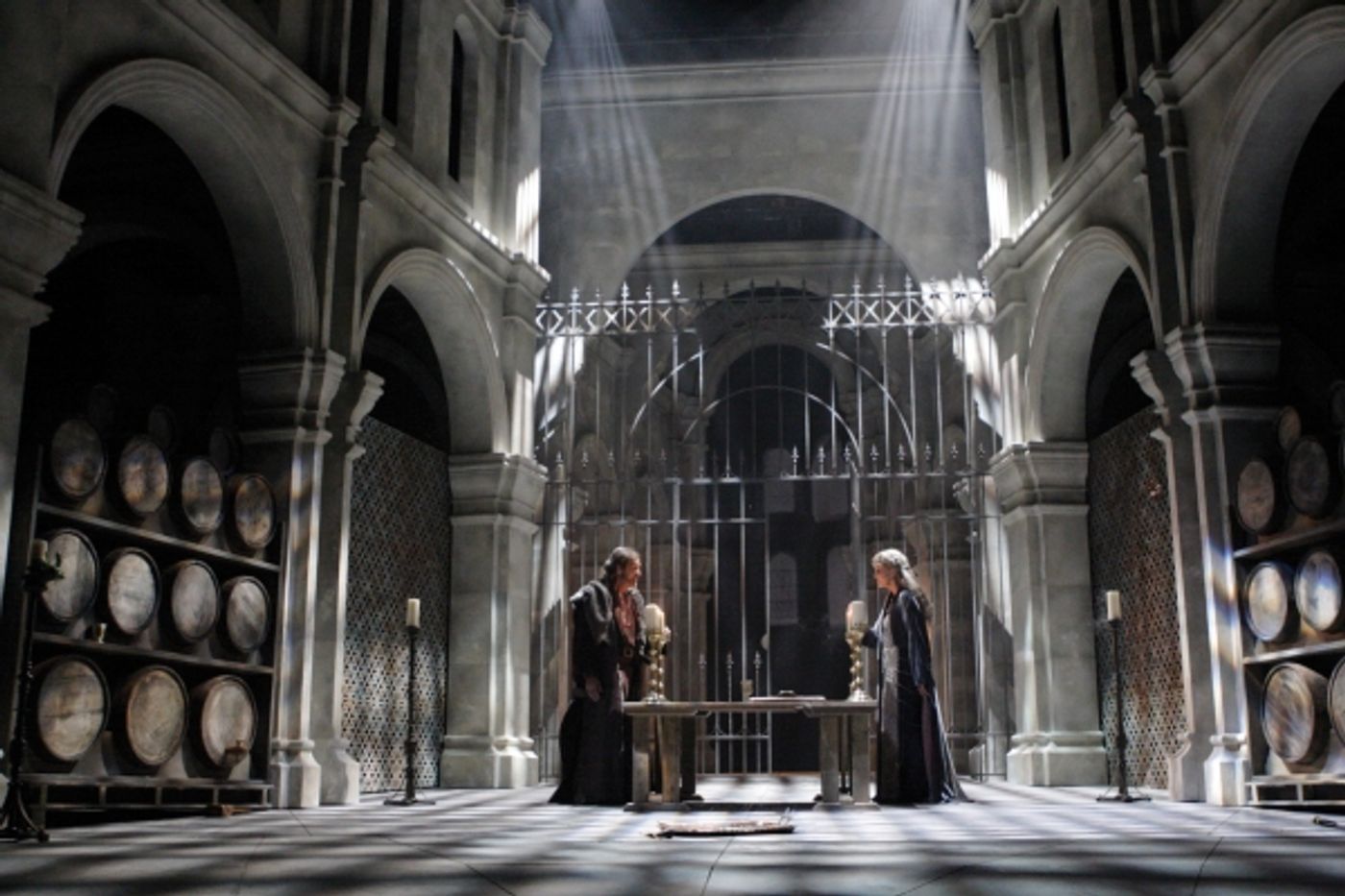 Photo Flash: Joanna Lumley, Robert Lindsay in THE LION IN WINTER  Image