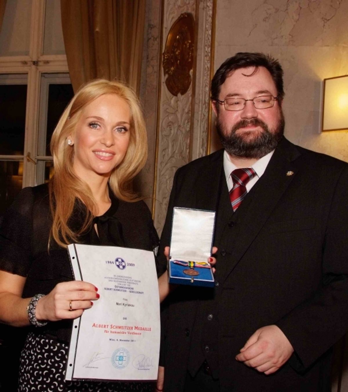  Mari Kyriakou with Georg Steiner, President of the Austrian Albert Schweitzer Society at 