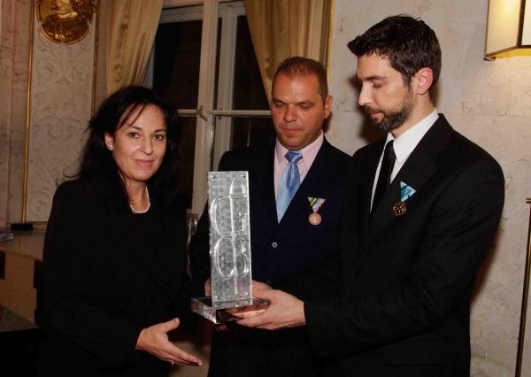 Ms. Maria Lemoni receiving the award from the George Ã¢â‚¬Å“BestÃ¢â‚¬Â Costacos… Photo