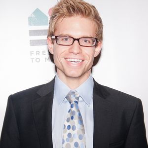 Hunter Ryan Herdlicka Photo