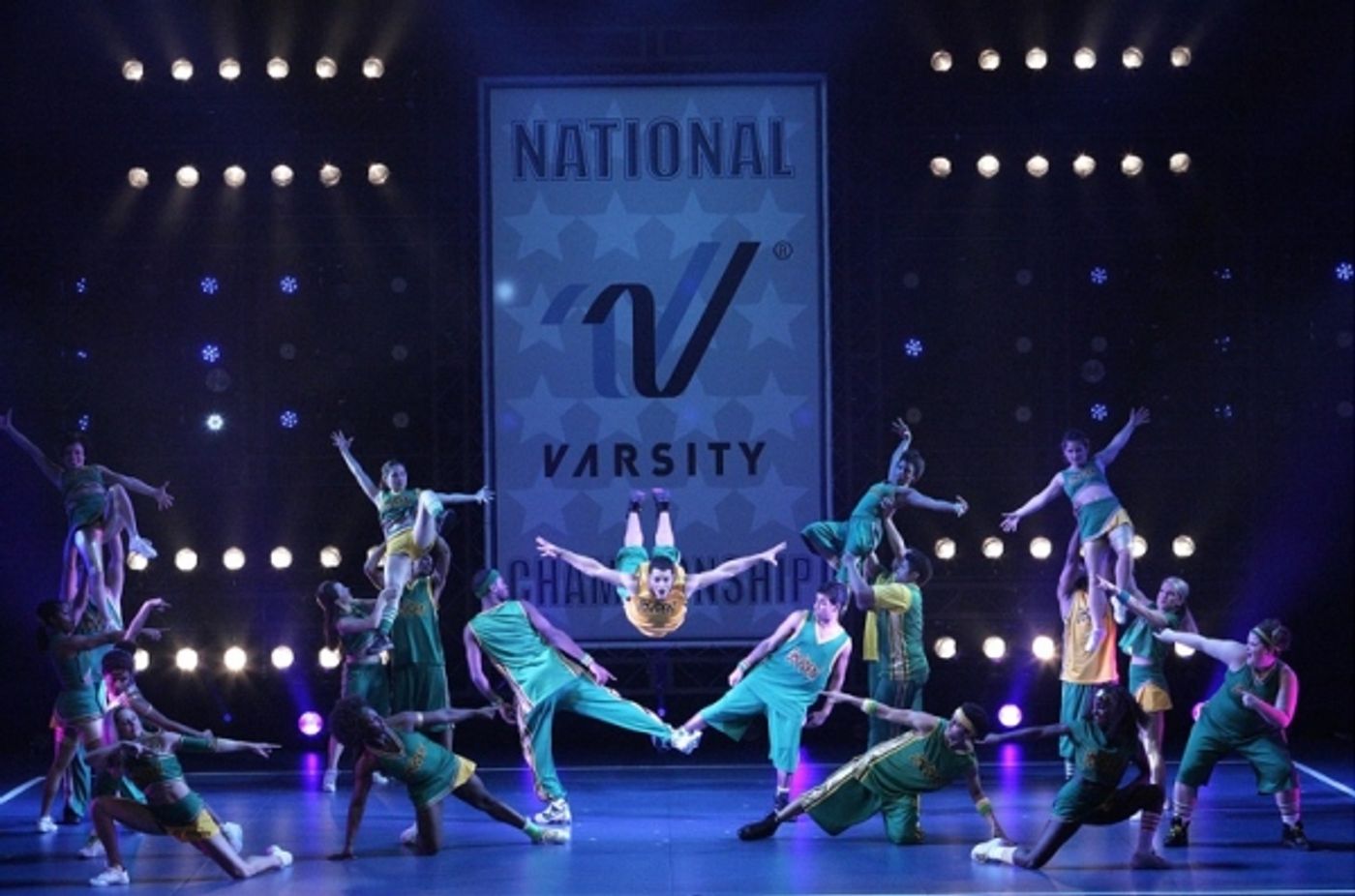 Photo Flash: Complete Look at BRING IT ON: The Musical On Tour - Now in Los Angeles!  Image