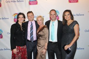 Danielle Wearing, Chris Wearing, Sherman Williams, Christopher Meloni and Mariska Har Photo