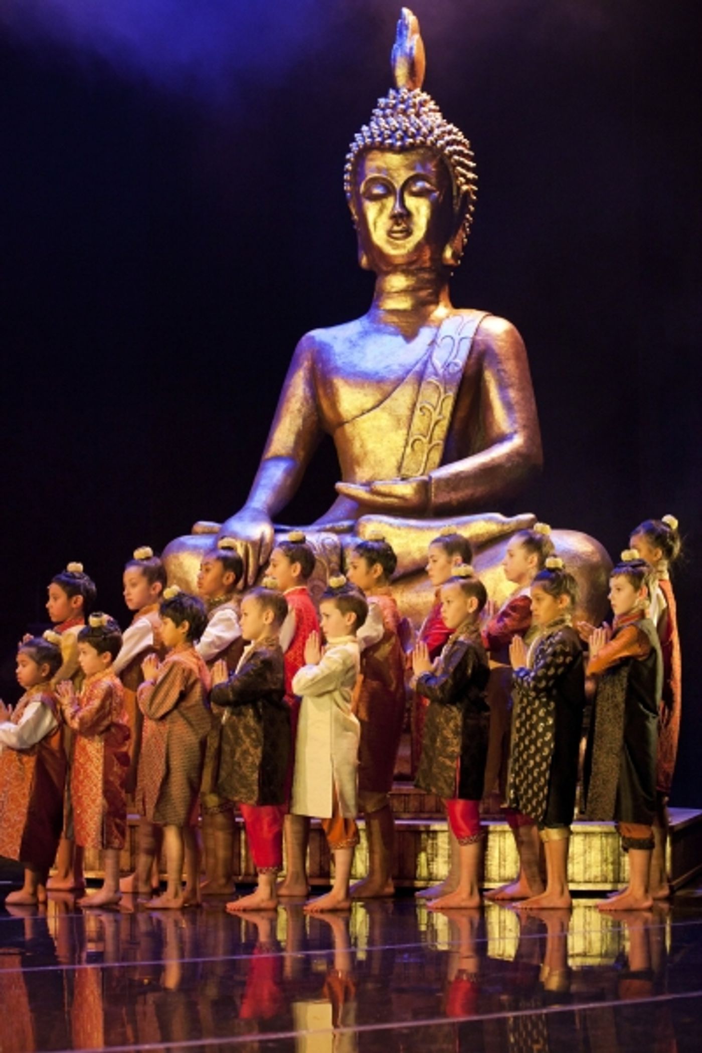 Photo Coverage: Josefina Gabrielle and Ramon Tikaram in THE KING AND I!  Image