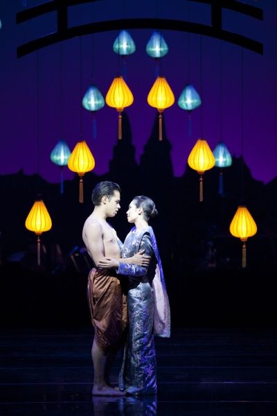 Josefina Gabrielle and Ramon Tikaram in THE KING AND I!
 Photo