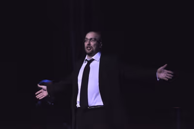 Alexander Gemignani Photo