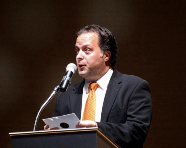 Anthony Byrnes Photo