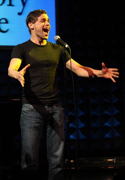 Jeremy Jordan  Photo